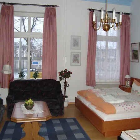 מלון Haus Am Pfaffenteich שוורין