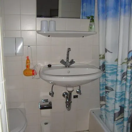 Haus Am Pfaffenteich מלון שוורין